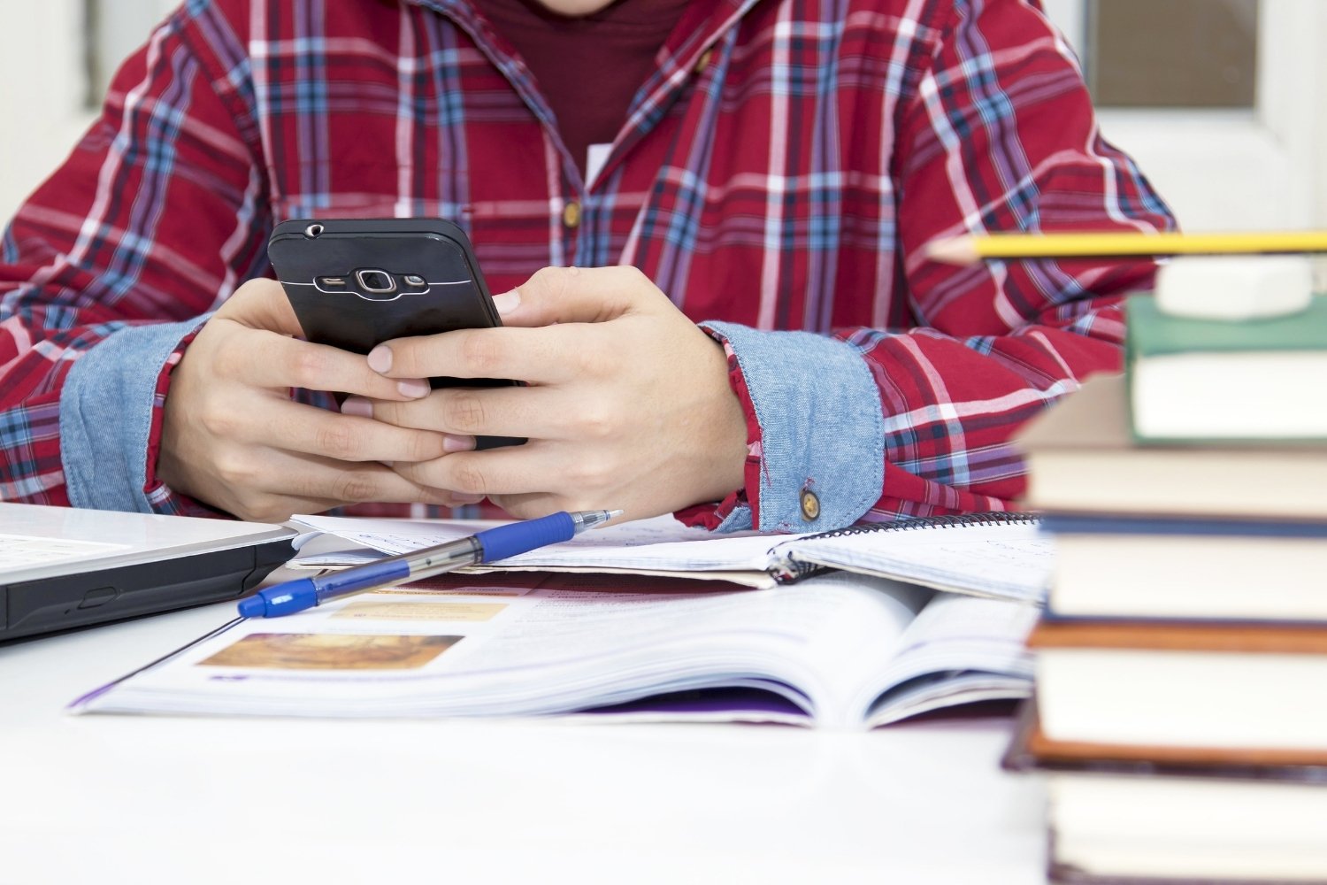 28 Facts About Distraction 